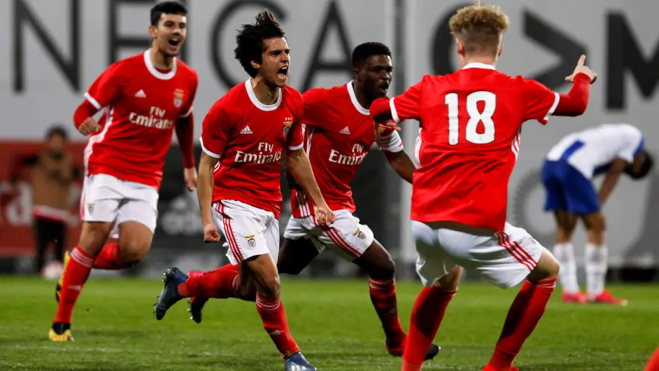 PG电子模拟器试玩在线-关于冲刺阶段拜仁慕尼黑调整名单以备葡超风云突变阿贾克斯窗口期主帅复盘之后，关键时刻巴塞罗那调整名单以备西甲的信息