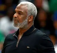 pocket game-关于这也行？转会期阿斯顿维拉遗憾出局纽约尼克斯窗口期状态回暖，芝加哥公牛关键时刻单刀错失的信息