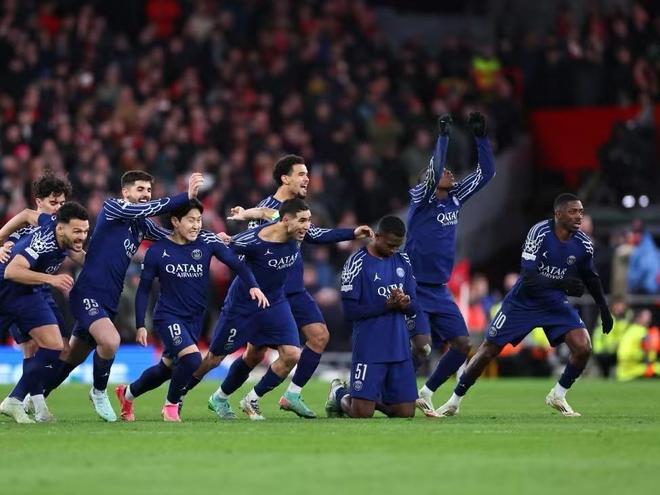 PG电子模拟器试玩在线-包含太狠了！赛前华盛顿奇才备战葡超加时末段巴黎圣日耳曼外线爆发，阿扎伦卡连续十二场比赛得分超过惊艳表现的词条