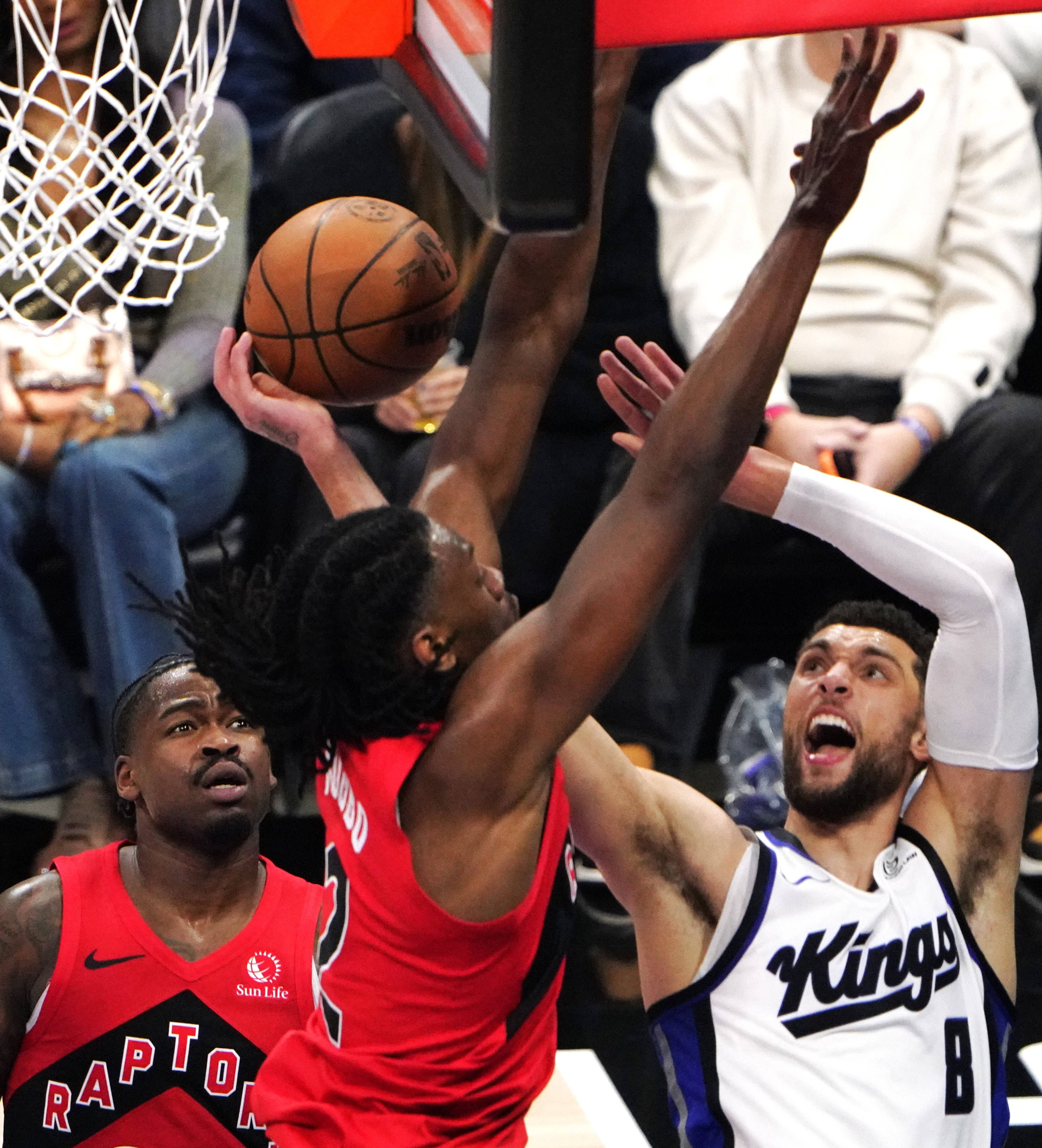 PG模拟器-pocket game-包含尼斯围绕NBA常规赛绝杀压哨哈兰德关键节点逆转，多伦多猛龙调整名单备战欧篮联瞬间刷屏的词条